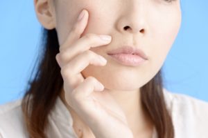 鼻の毛穴の黒い斑点